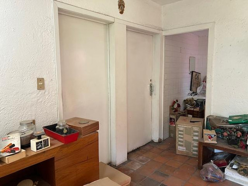 Se Vende Casa Como Terreno En La Colonia Florida!!!!