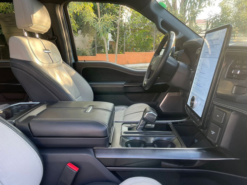 Ford F-150 Lightning Platinum 2022