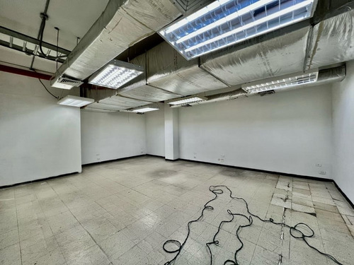 Imagen 9 de 20 de Se Alquila Piso Industrial 1.750m2 Los Ruices