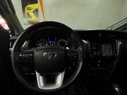 Toyota SW4 SW4 2.8 D-4D TURBO DIESEL SRX 7L 4X4 AUTOMÁTICO