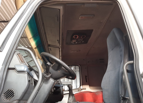 Imagem 4 de 7 de Volvo Fh 400 Ano 2007
