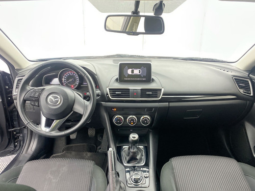 Imagen 22 de 25 de Mazda 3 Touring 2.0