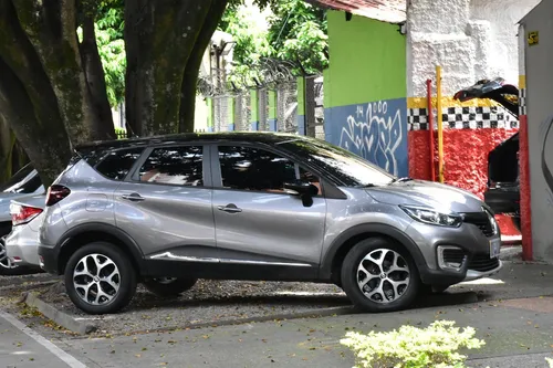 Renault Captur 2.0 Intens Automática