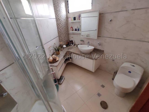 Apartamento Duplex Amoblado En Venta Urb La Soledad 25-16066 Gjg
