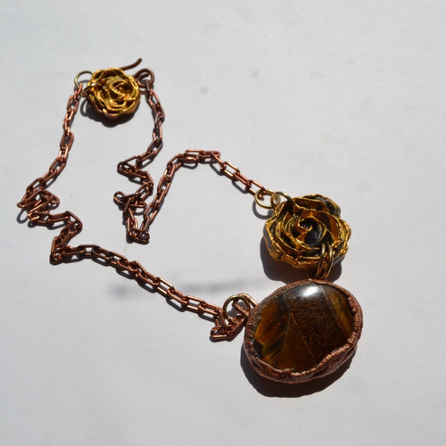 Imagen 6 de 8 de Collar Piedra Natural Ojo De Tigre, Flores Y Cobre, Cod1