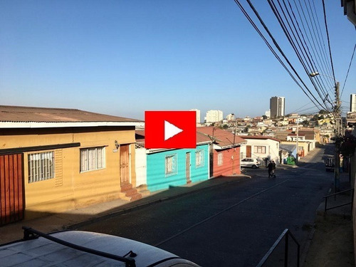 Imagen 1 de 17 de Oportunidad !!!, Casa En Sector Nor-oriente De Viña Del Mar