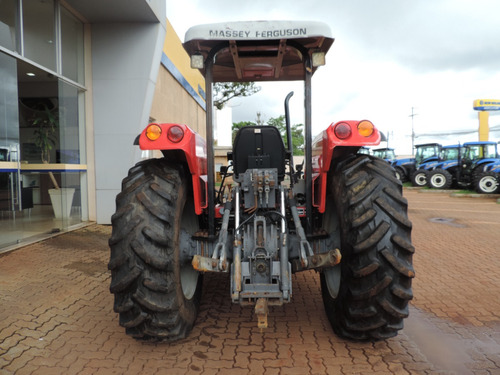 Trator Marca Massey Ferguson - Modelo 4292 4x4