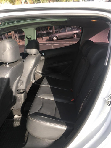 Peugeot 308 2016 1.6 Hdi Feline