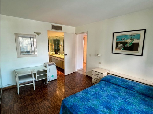 En Venta Apartamento 101m2 1h Más Estudio 2b 1p Altamira
