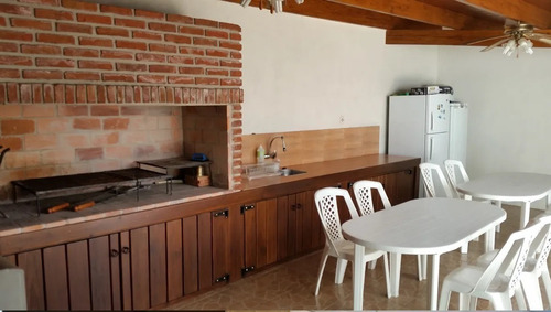 Imagen 7 de 14 de Casa Venta Pta. Carretas 5 Dorm. 4 Baños 2 Cocheras Barbacoa C/parrillero
