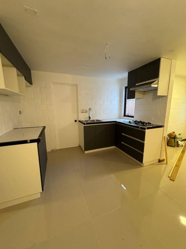 Se Vende Casa En Condominio, La Calera