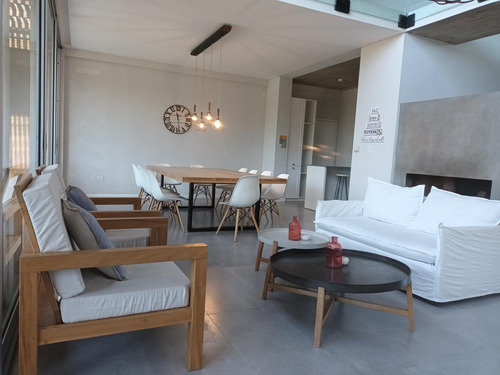 Casa En Venta Costa Esmeralda, Barrio Marítimo I.