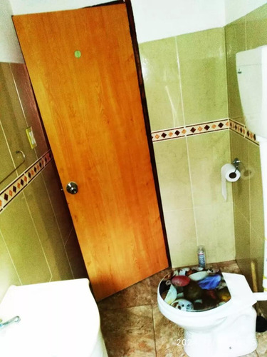 Alquilo Casa 1 Dormitorio, Sin Gastos Comunes, Con Entrada Para Auto. Salinas