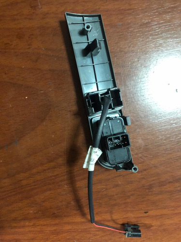 Imagen 2 de 2 de Mando Control De Retrovisor Con Platina Chevrolet Aveo Lt