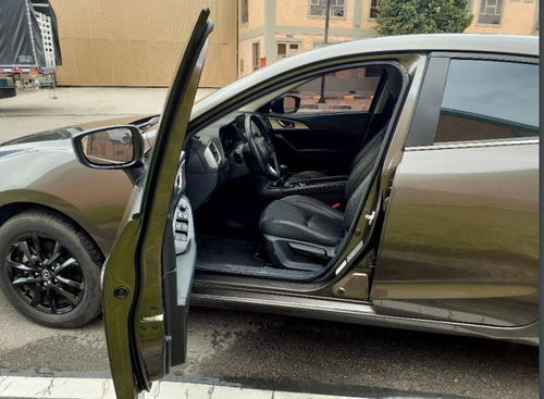 Mazda 3 Touring
