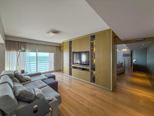 Departamento 3 Dormitorios Premium, 2 Cocheras, Vista Al Río Y Amenities