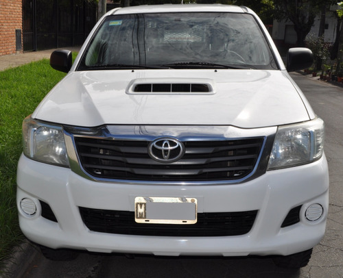 Toyota Hilux Dc 2.5 Dx Pack