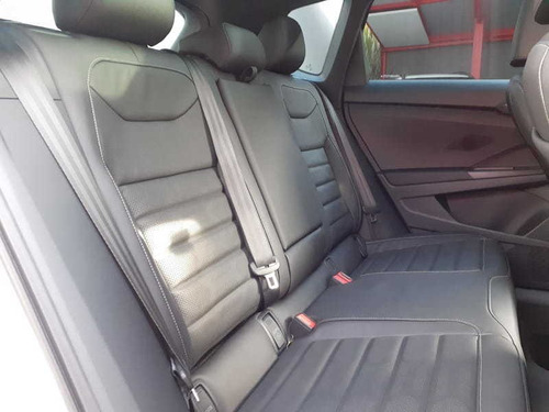 Imagem 10 de 15 de Volkswagen Taos Highline 250 Tsi