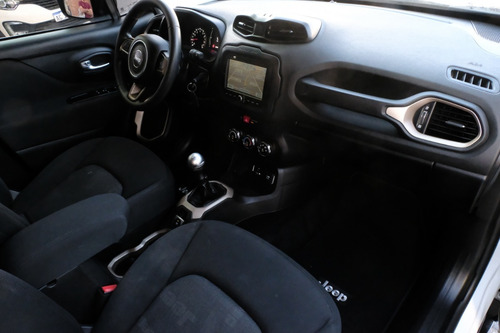 Jeep Renegade Sport Plus - Unica!!