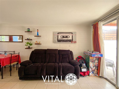 Casa En Venta De 3 Dormitorios Y 1 Baño En Puente Alto