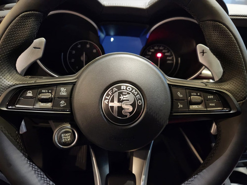 Alfa Romeo Stelvio 2.0 280cv At Q4 Veloce