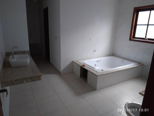 Imagem 14 de 18 de Casa Para Alugar Na Rua Vinte E Dois, Village De Búzios, Armação Dos Búzios - Rj - Liv-5057