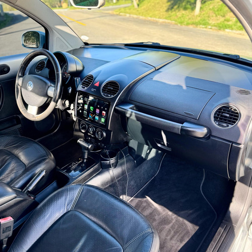 Volkswagen New Beetle 2.0 3p Automática