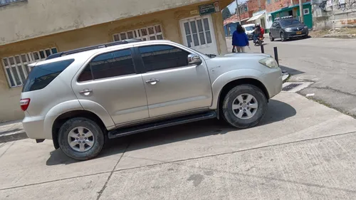 Toyota Fortuner 2.7l 4x4