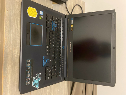 Predator Helios 500 I9 17 Pulgadas Gaming Laptop (Usado)