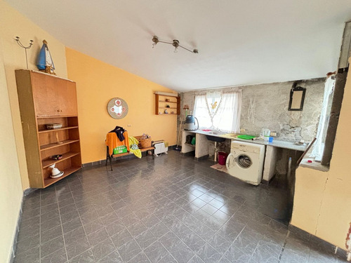 Venta Casa 2 Plantas - B°920vv. - Catamarca