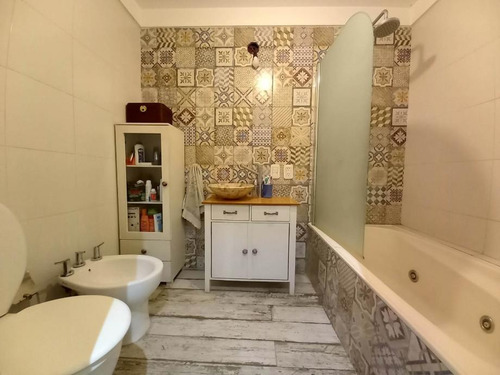 Imagen 8 de 11 de Casa En Venta En Castelar Norte