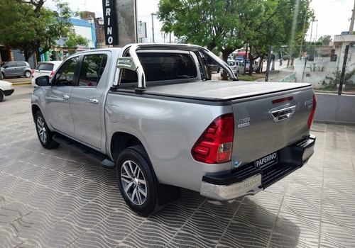 Toyota Hilux 2.8 Cd Srx 177cv 4x2 2018