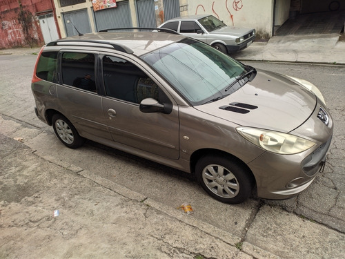 Imagem 1 de 8 de Peugeot 207 Sw 2009 1.4 Xr Flex 5p