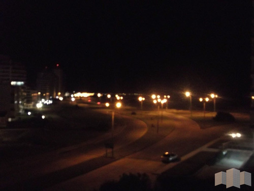 Imagen 10 de 27 de A Metros De La Playa