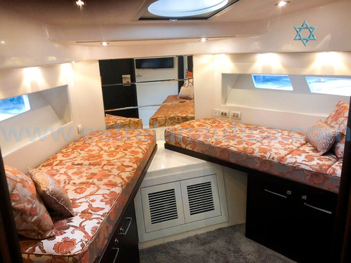 Imagem 9 de 14 de Lancha Phantom 64 Iate Ferretti Fs Triton Focker Intermarine
