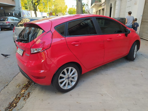 Ford Fiesta Kinetic Desing 1.6 Se 2018 (co)