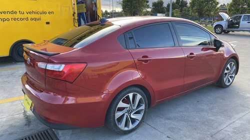Imagen 7 de 18 de Kia Rio Ub Ex 1.2