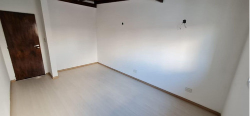 Venta Duplex 3 Amb A Estrenar Hurlingham W. Morris
