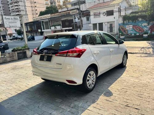 Toyota Yaris 1.3 16V FLEX XL LIVE MULTIDRIVE