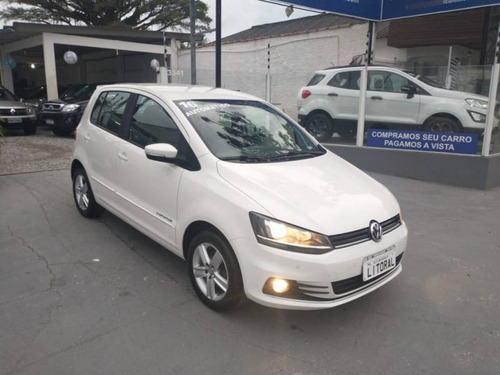 Imagem 3 de 14 de Volkswagen Fox Comfortline I Motion 1.6 8v 2016