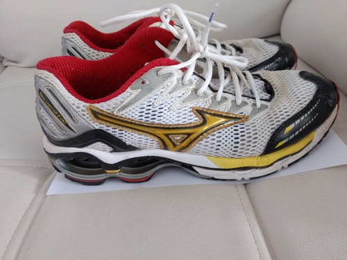 Tênis Mizuno Wave Creation 8