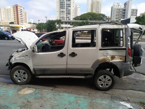 Imagem 5 de 10 de Sucata Fiat Doblo Adventure 1.8 16v E-torq Manual Ano 2012
