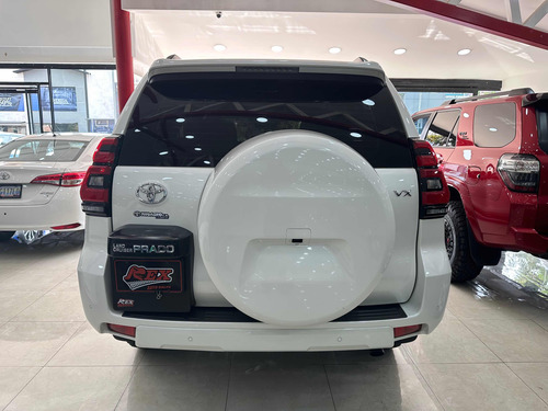 Imagen 12 de 13 de Toyota Prado Vx