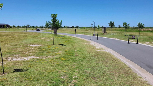 Imagen 4 de 21 de Lote En Venta Interno De 780m2 En B° Náutico El Naudir