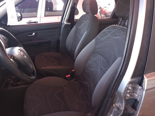 Fiat Siena 1.4 El Pack Attractive 2015