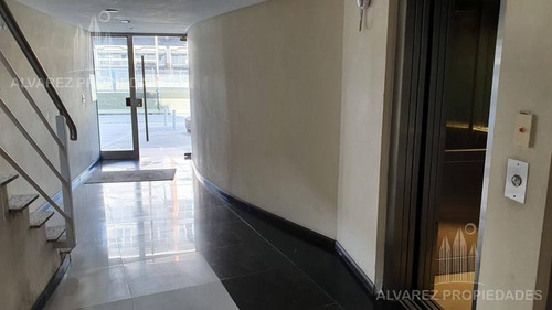 Imagen 5 de 10 de Departamento - Moron