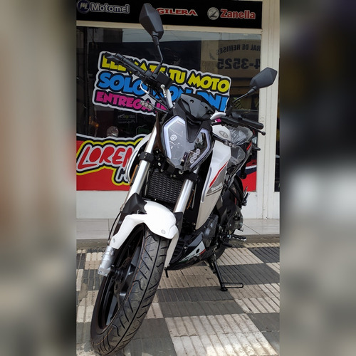 Imagen 7 de 7 de Benelli 180 S