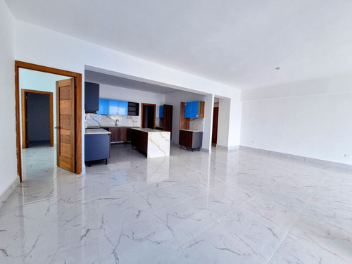 Apto En Venta Nuevo En Bella Vista, Santo Domingo, 3 Hab + Estudio, Vista Al Mar