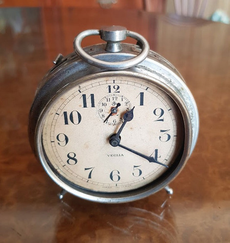 Antiguo Reloj Despertador Veglia Vintage No Funciona