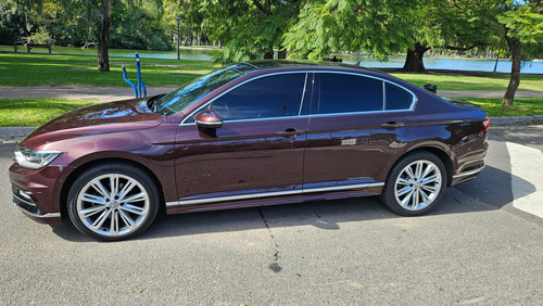 Volkswagen Passat 2.0 Tsi R-line 220cv